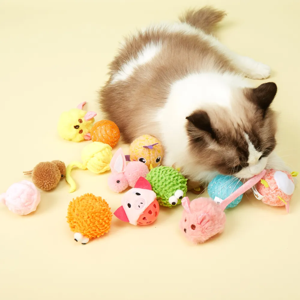 Barkbutler x Fofos Rattle Mouse Chew Toy for Cats