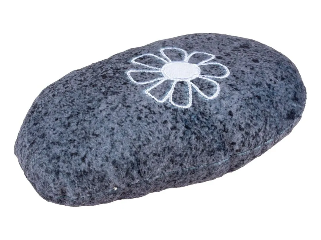 ECO Blossom kicking pillow & catnip 20x11,5x5cm grey Pets Qatar