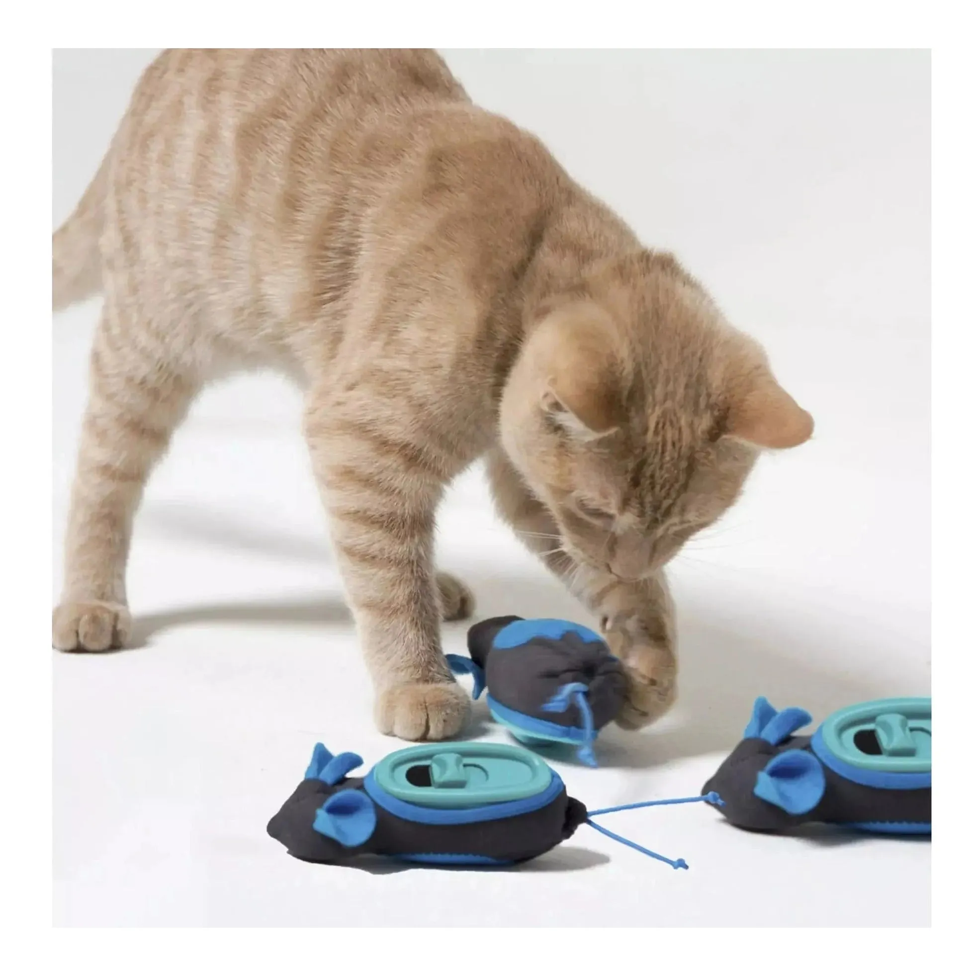 PAWISE  Hunting Snacker for Cats ( 3 mice) Pets Qatar