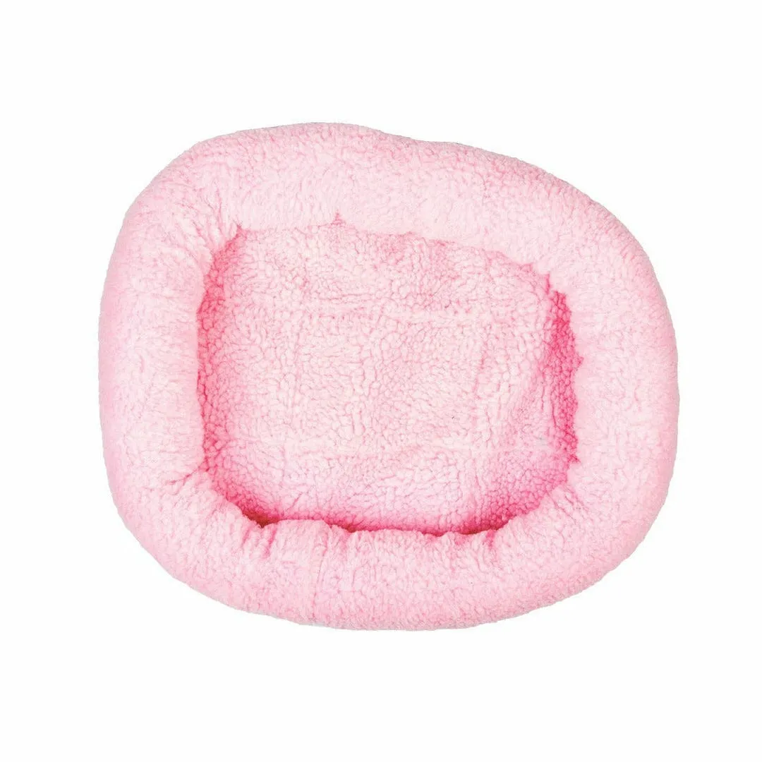 Sheepskin bed Oval 40x45cm pink Pets Qatar